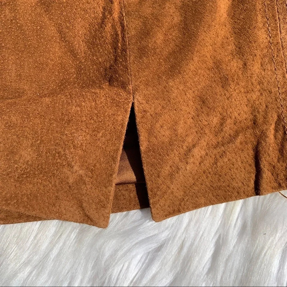 Blank NYC Suede Caramel Tan Brown Mini Skirt - Picture 3 of 8
